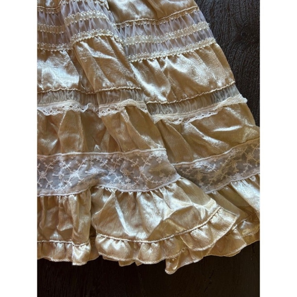 Bebe beige summer dress in size M. Stretchy - Picture 7 of 7